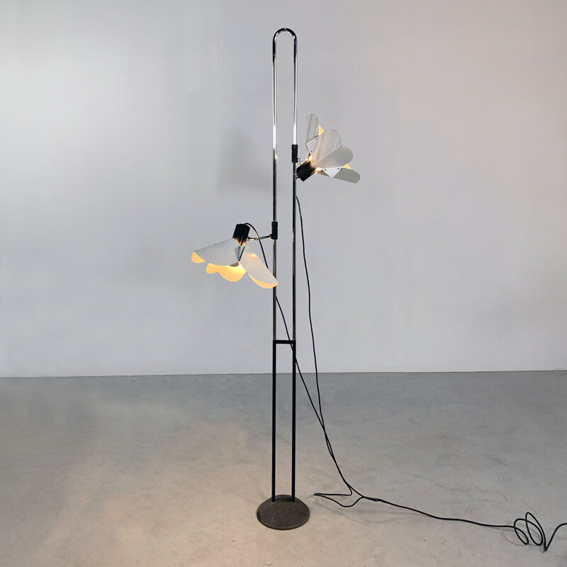 Vintage  floor lamp Triedro by Joe Colombo for Stilnovo 1970s