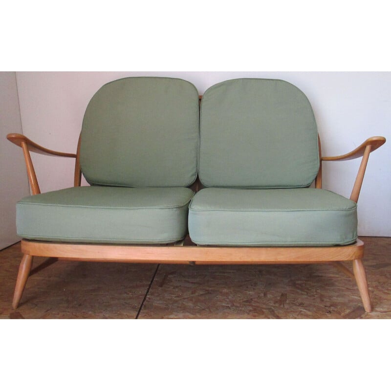Canapé vintage Ercol en hêtre vernis 1960
