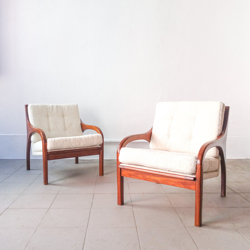 Pair of vintage armchairs by José Cruz de Carvalho for Altamira 1960s