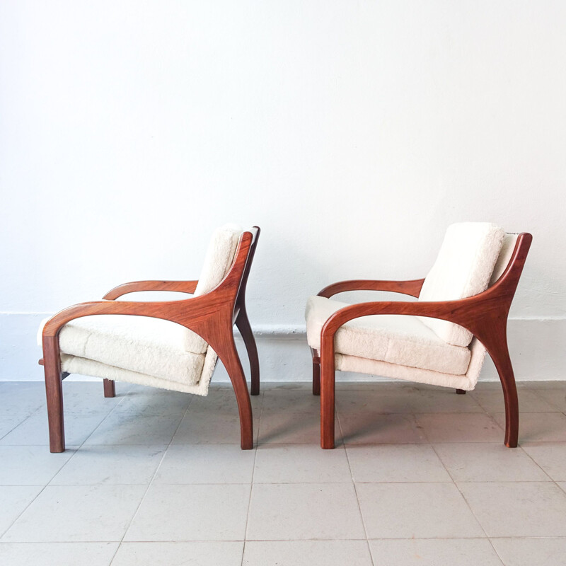 Pair of vintage armchairs by José Cruz de Carvalho for Altamira 1960s