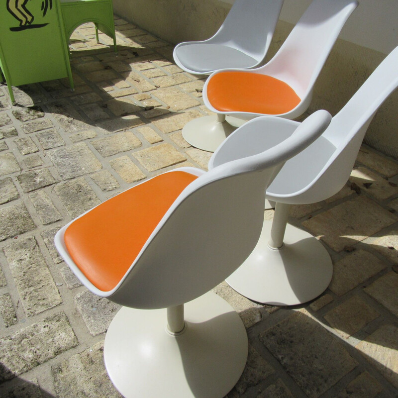 Set of 4 vintage tulip swivel chairs 1950s