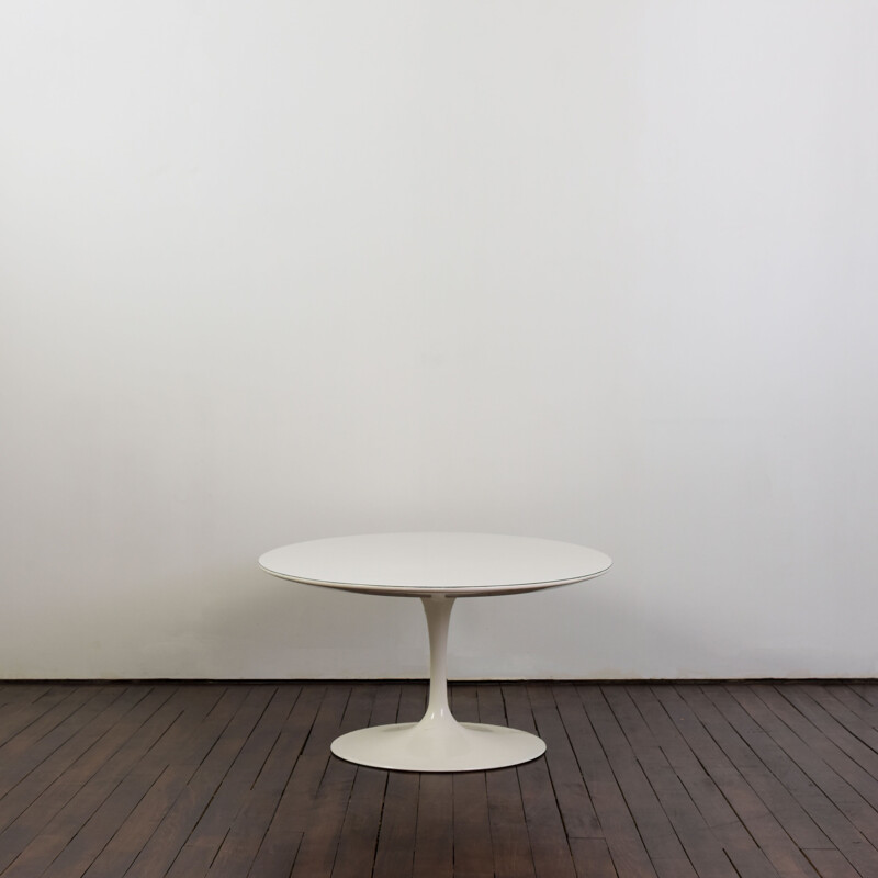 Vintage Tulip coffee table by Eero Saarinen 1957