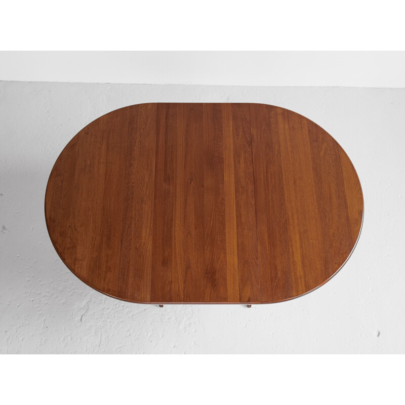 Vintage round teak table by VV Møbler, Denmark 1960