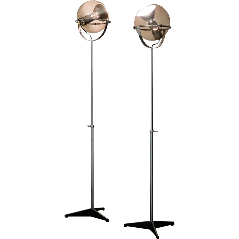 Pair of Raak Amsterdam "Globe" floor lamps in chromed steel, Frank LIGTELIJN - 1960s