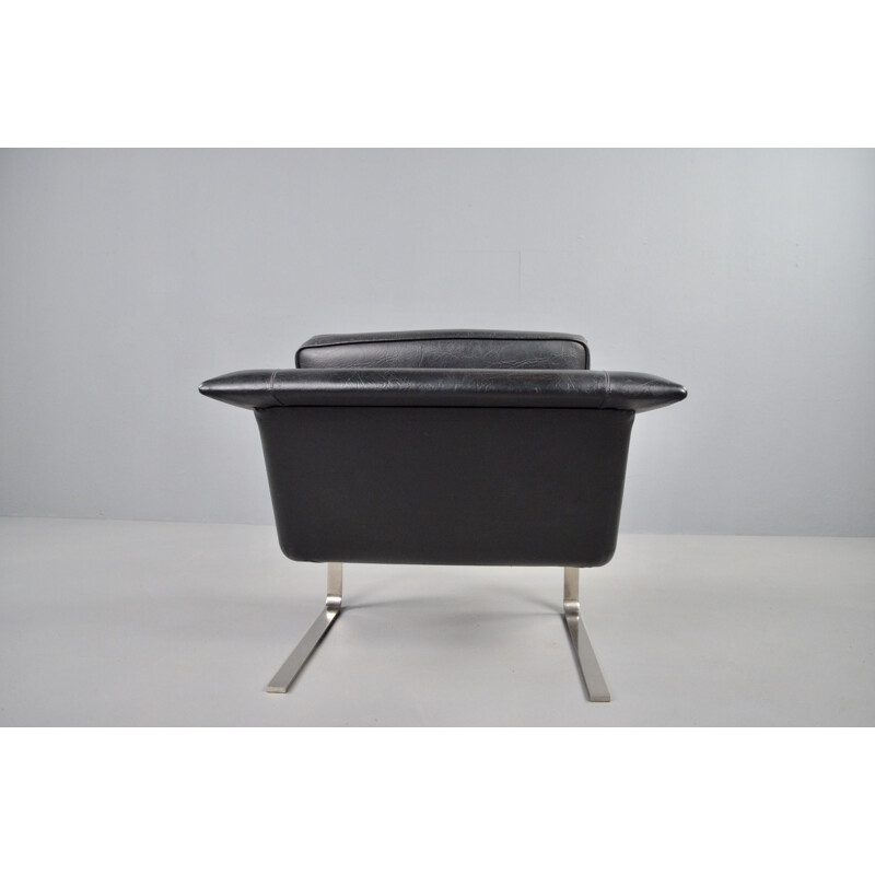 Vintage black leatherette chaise longue by Beaufort 1950s