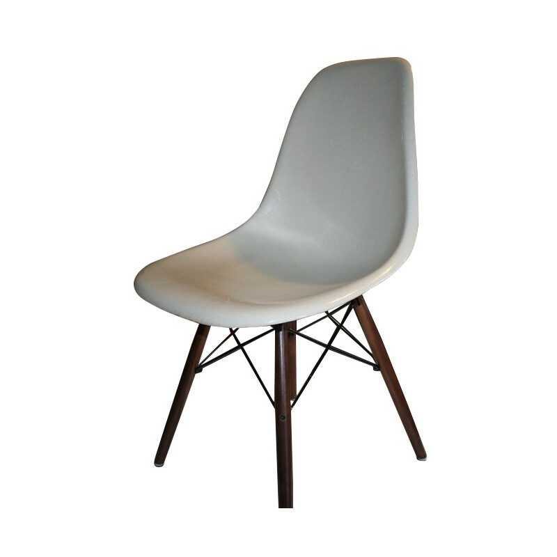 Chair EAMES "DSW", manufacturer Herman Miller - 1960s