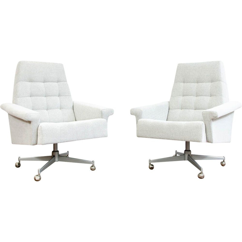 Pair of vintage swivel armchairs, Czechoslovakia 1970