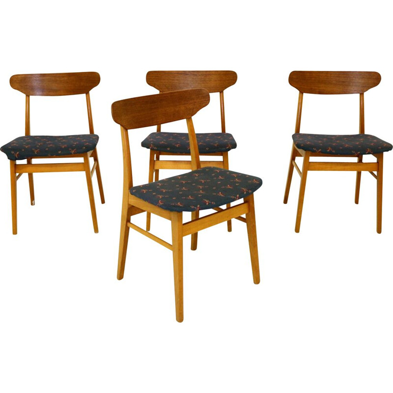 Ensemble de 4 chaises vintage en teck Danemark 1960