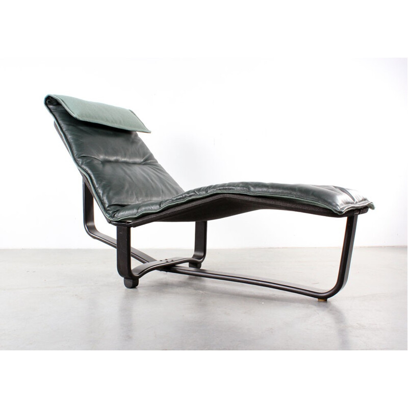 Westnofa Scandinavian lounge chair in green leather, Ingmar & Knut RELLING - 1980s