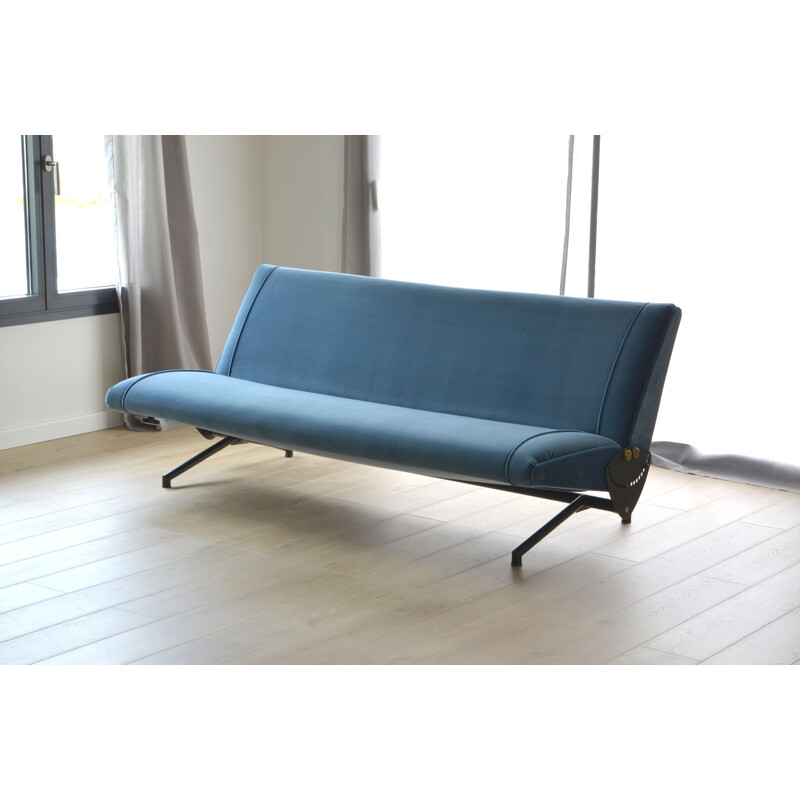 Vintage sofa by Osvaldo Borsani 1955s