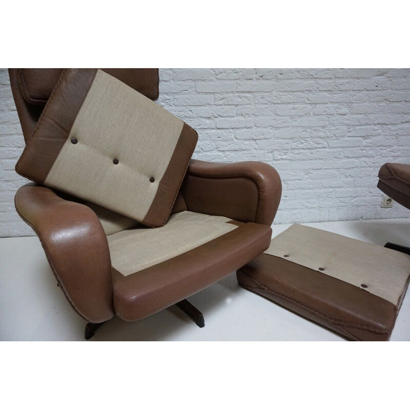 Set of vintage swivel chairs and ottomans 1960s