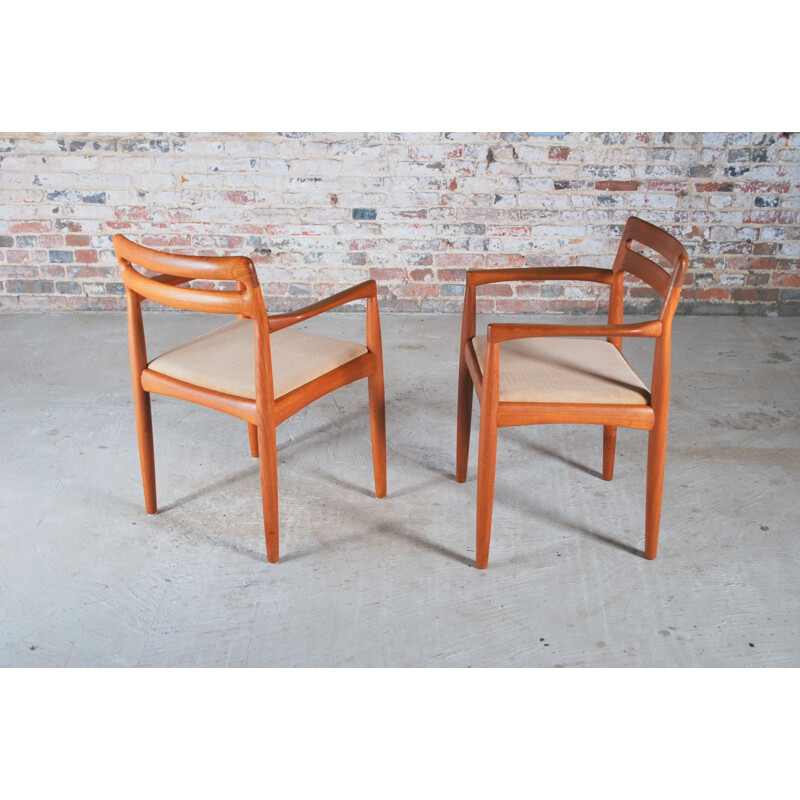 Set of 6 vintage teak chairs and table by H.W. Klein for Bramin 1970