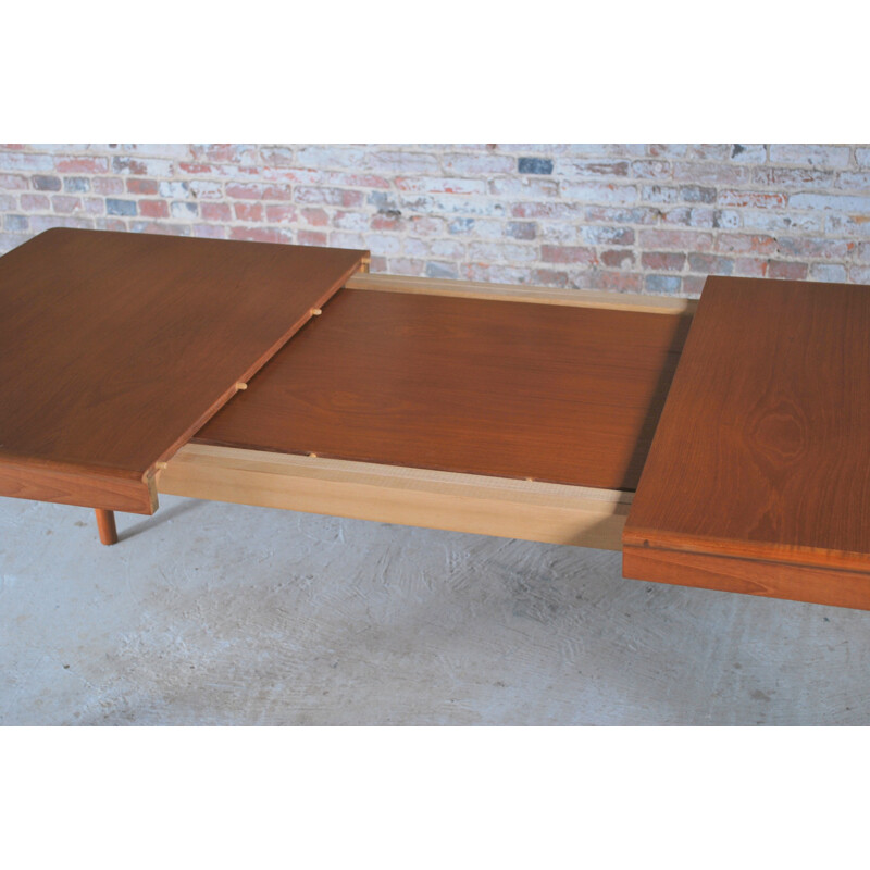 Set of 6 vintage teak chairs and table by H.W. Klein for Bramin 1970