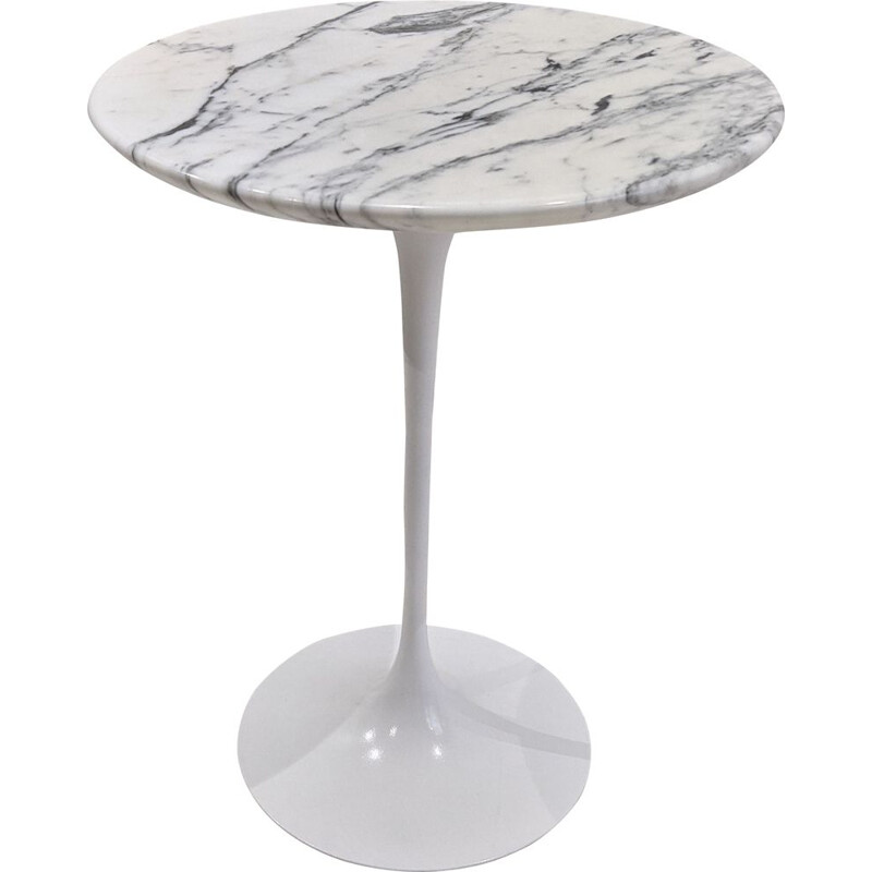 Vintage side table by Eero Saarinen for Knoll