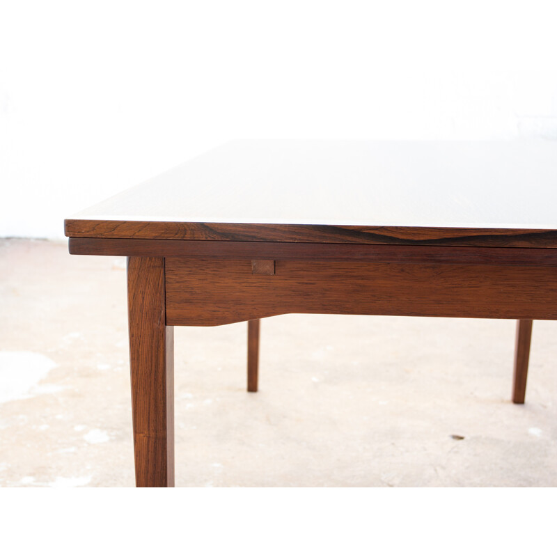 Danish dining table in rosewood - 1960s