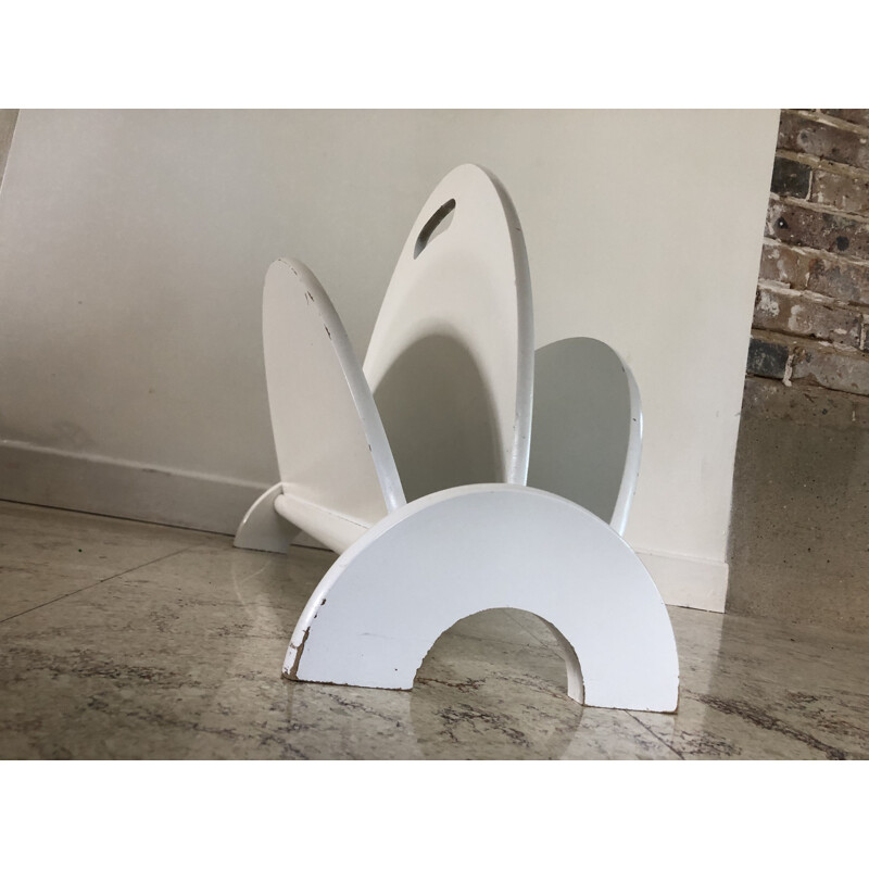 Vintage white magazine rack 1980s