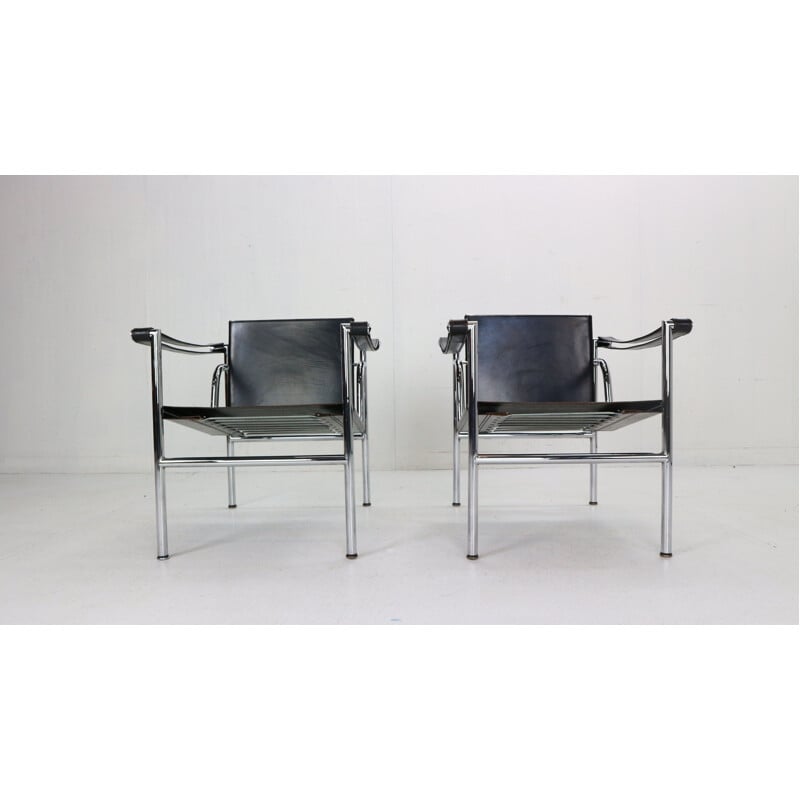 Paire de fauteuils LC1 en cuir noir, Le Corbusier pour Cassina 1970