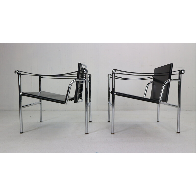 Pair of vintage LC1 black leather armchairs, Le Corbusier for Cassina 1970s