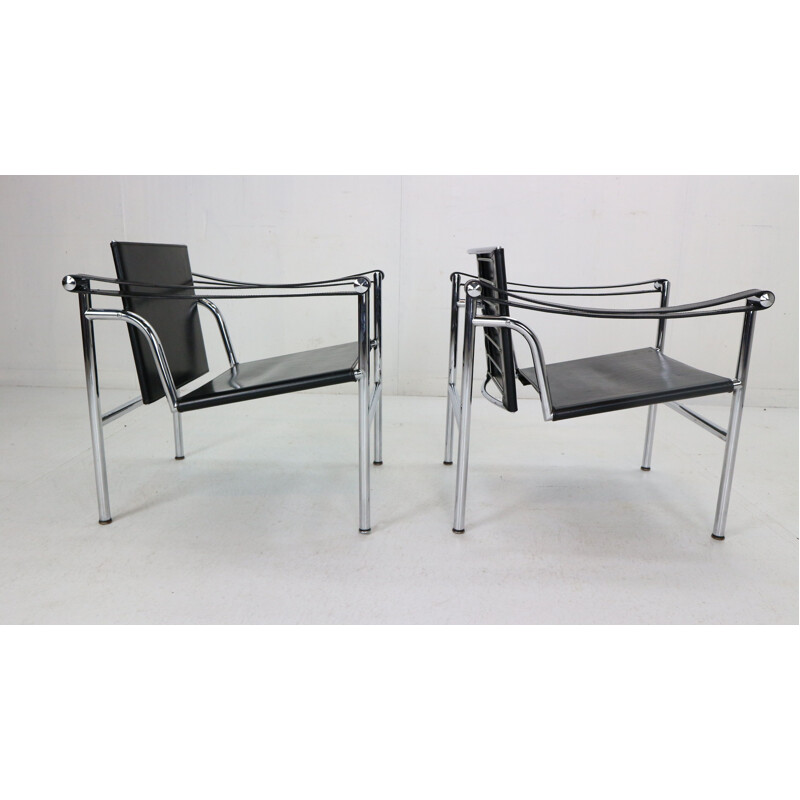 Paire de fauteuils LC1 en cuir noir, Le Corbusier pour Cassina 1970