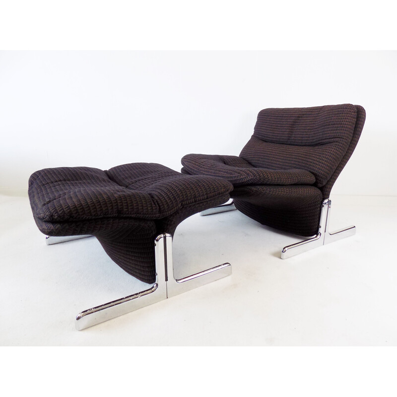 Vintage brown lounge chair with ottoman by Titina Ammanati and Giampiero Vitelli