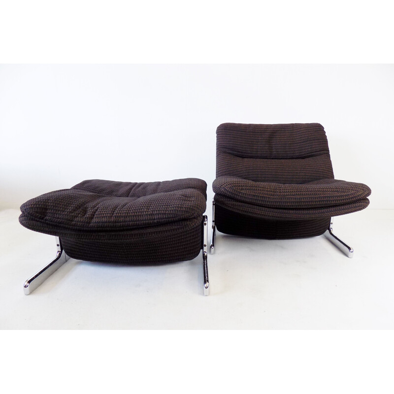 Vintage brown lounge chair with ottoman by Titina Ammanati and Giampiero Vitelli