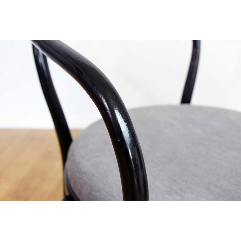 Chaise vintage Thonet en bois courbé 
