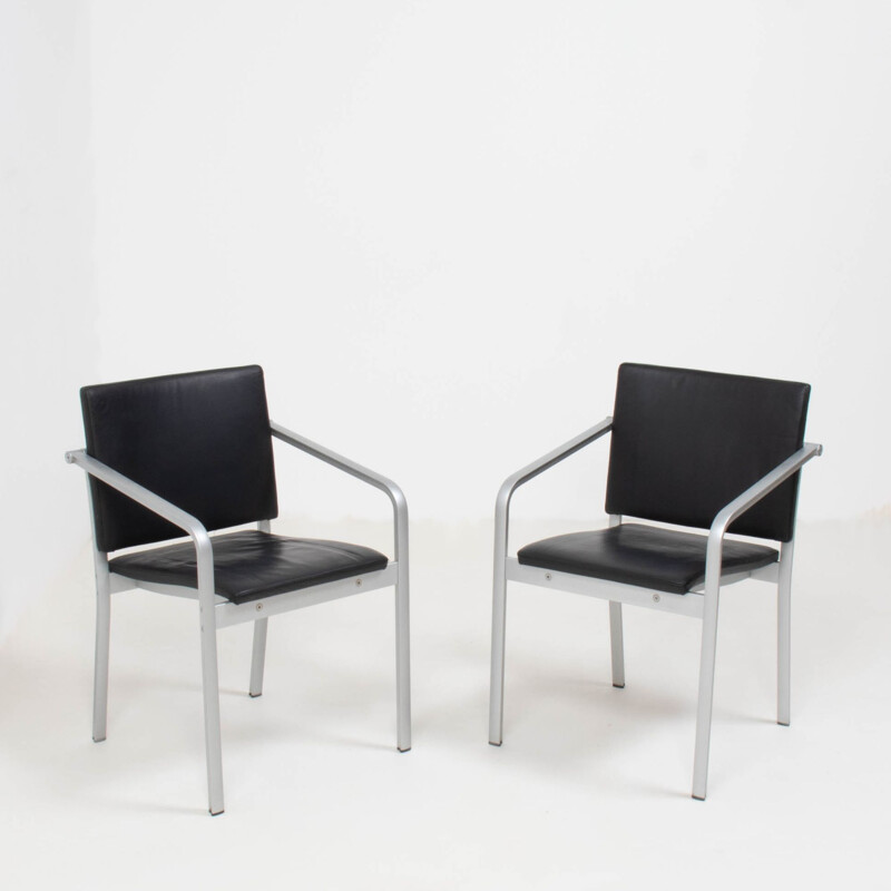 Pair of vintage chairs in black leather by Norman Foster for Thonet