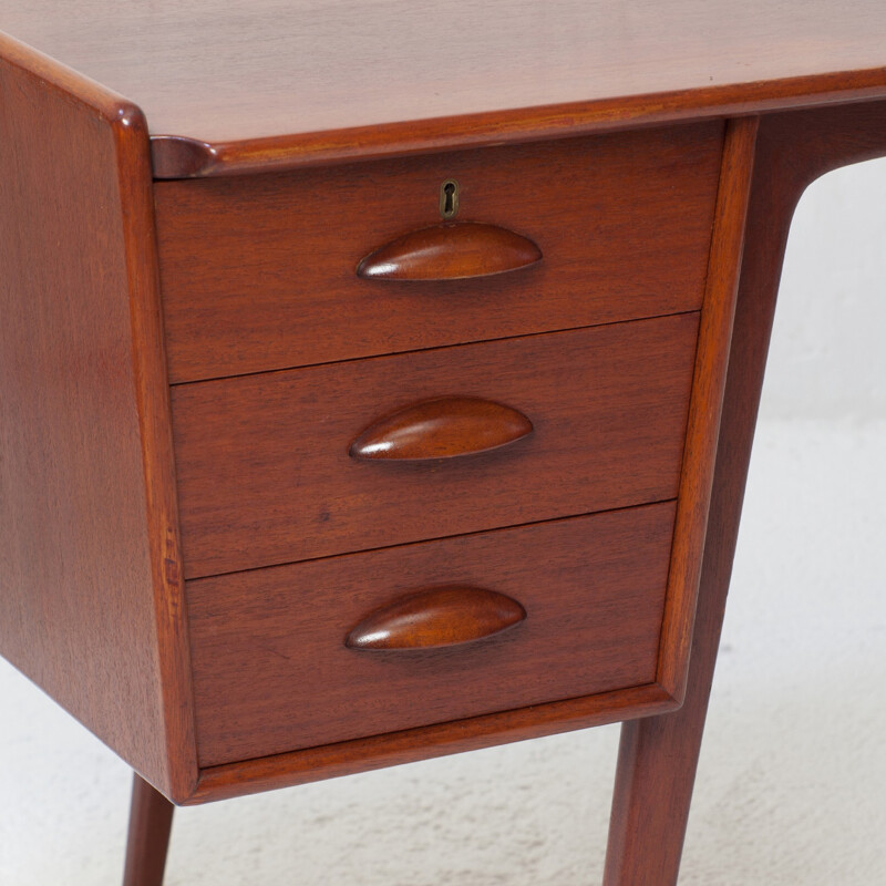 Aktiebolaget Möbelfabriken Balde desk "Pl Uddebo" in mahogany - 1960s