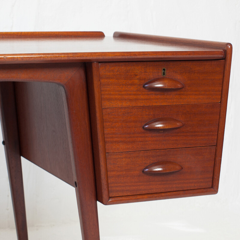 Aktiebolaget Möbelfabriken Balde desk "Pl Uddebo" in mahogany - 1960s