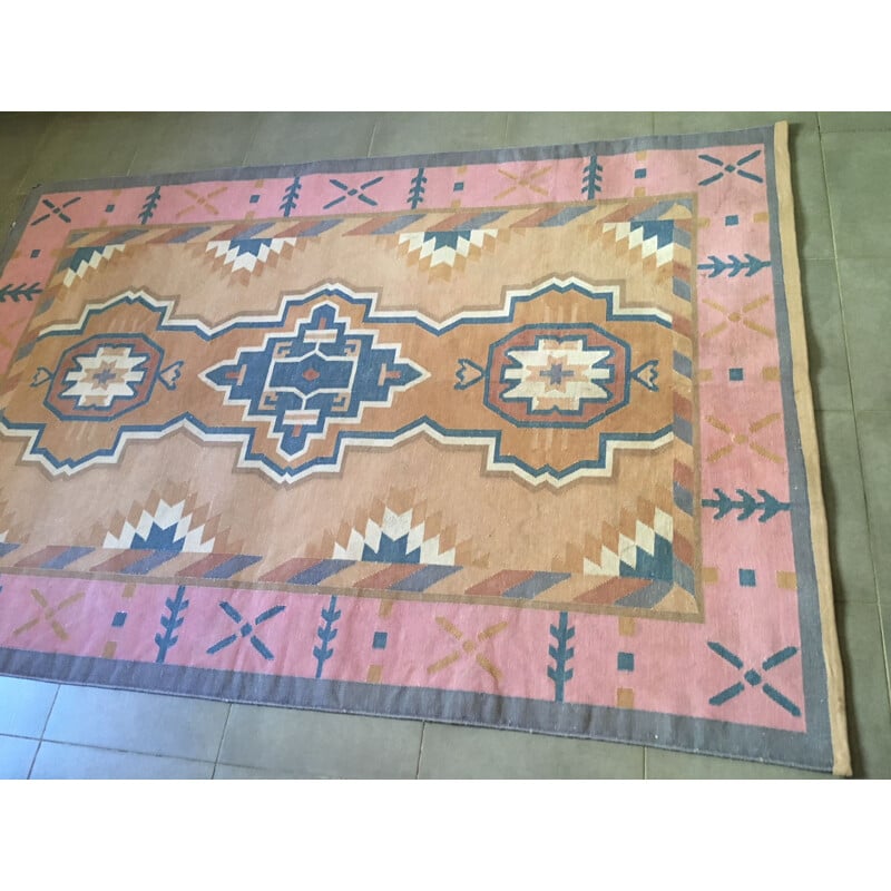 Vintage rug in pure cotton tightly woven