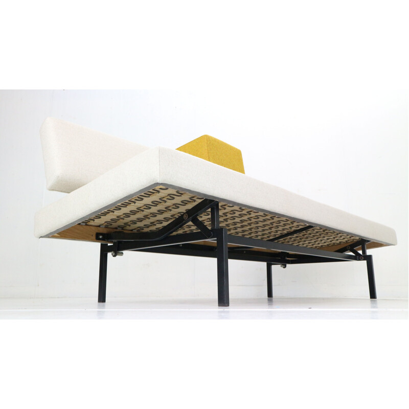 Vintage sofa or daybed in off-white and yellow by Gijs Van Der Sluis, Netherlands 1961s