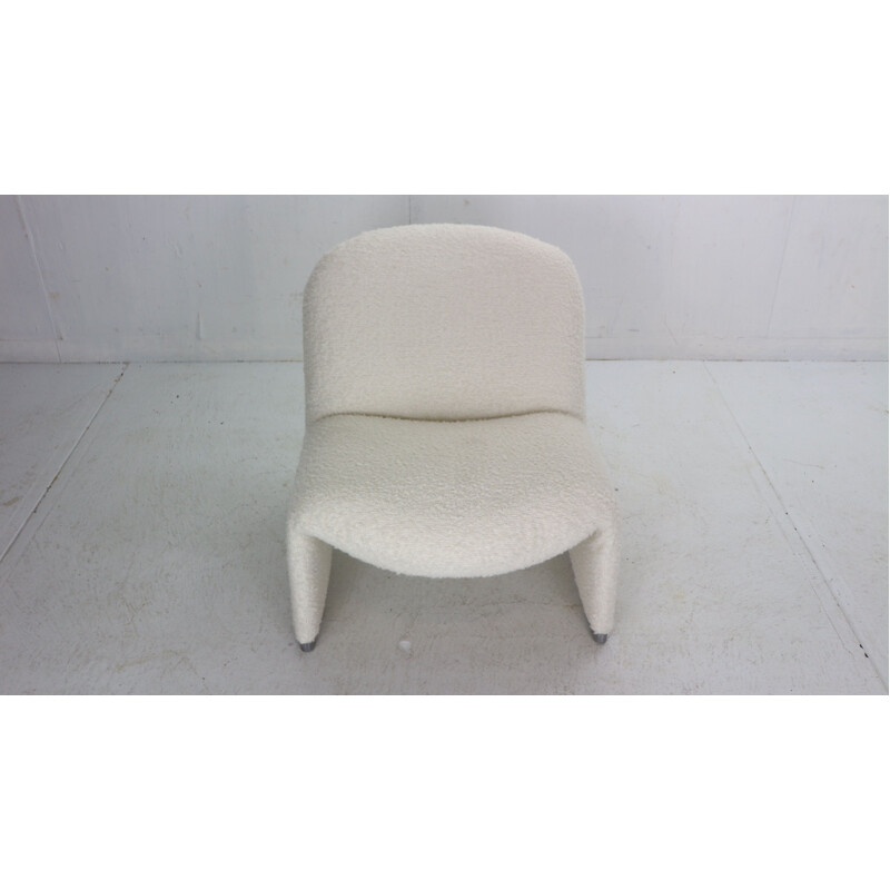 Vintage "Alky" armchair in off-white curly fabric by Giancarlo Piretti for Castelli 1970s