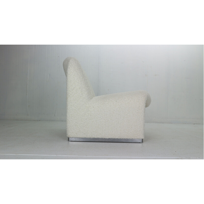 Vintage "Alky" armchair in off-white curly fabric by Giancarlo Piretti for Castelli 1970s