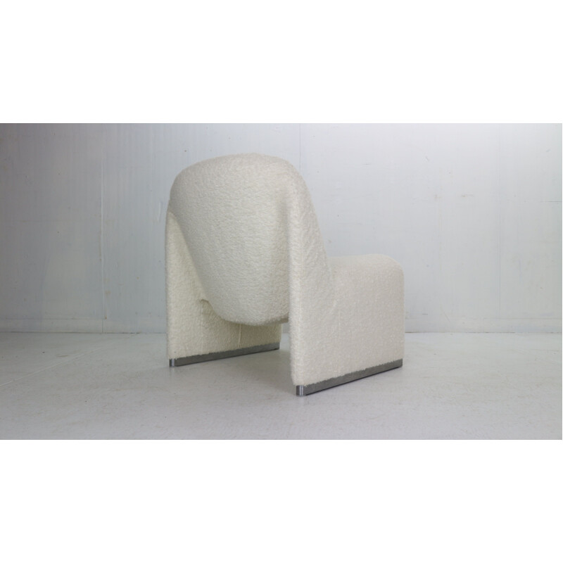 Vintage "Alky" armchair in off-white curly fabric by Giancarlo Piretti for Castelli 1970s
