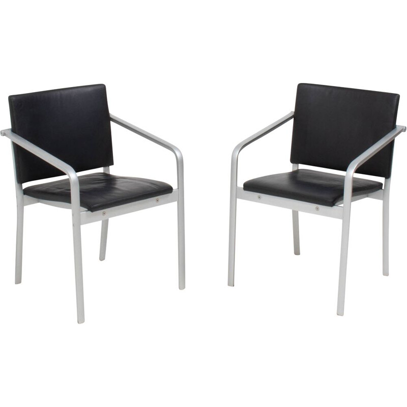 Pair of vintage chairs in black leather by Norman Foster for Thonet