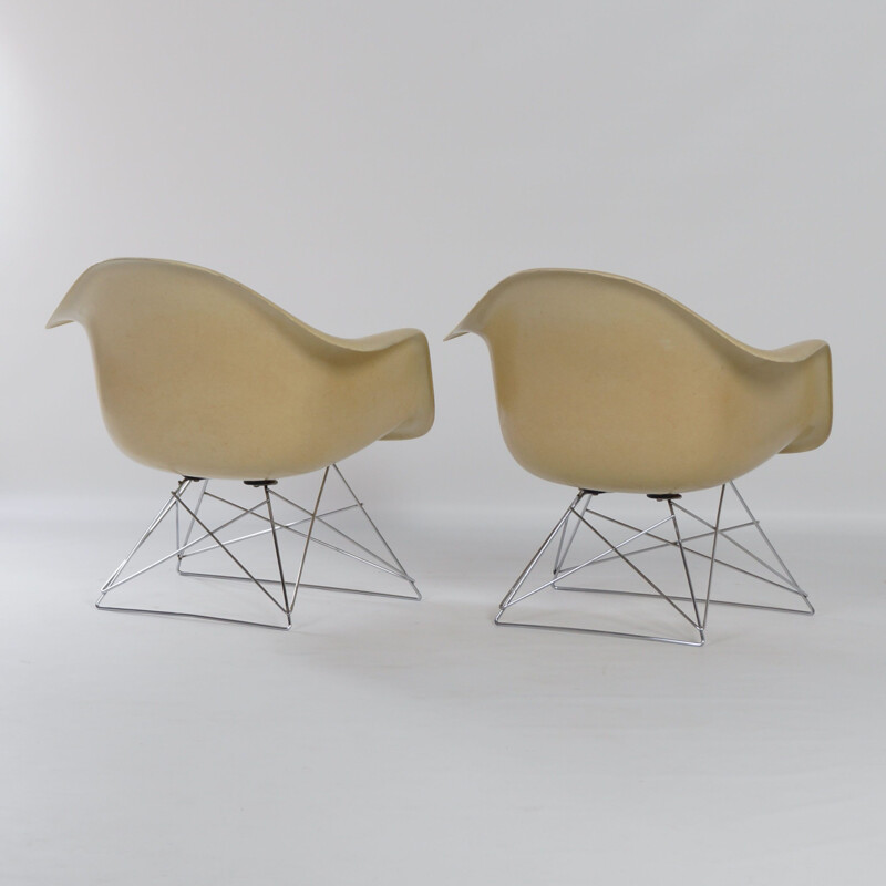 Pair of fiberglass armchairs by Charles & Ray Eames for Herman Miller 1970s