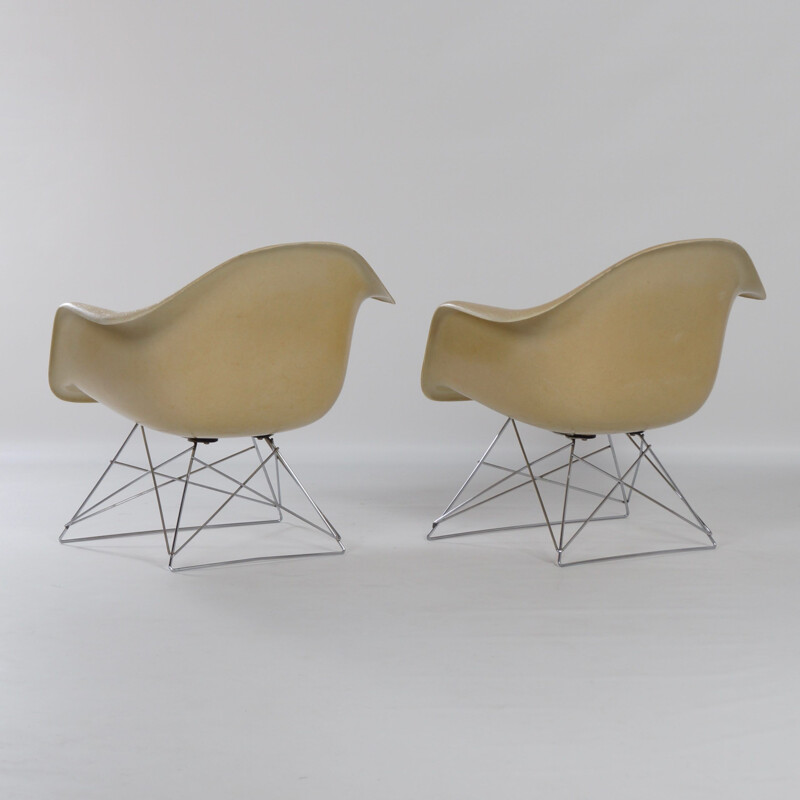 Pair of fiberglass armchairs by Charles & Ray Eames for Herman Miller 1970s