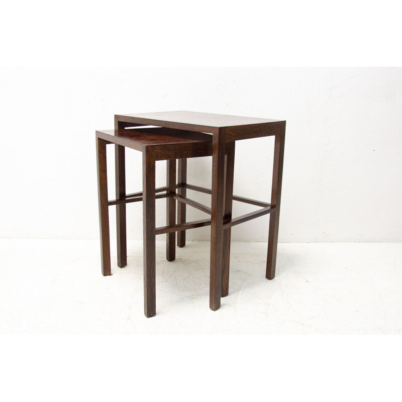 Pair of vintage nesting tables in beech wood by Jindrich Halabala, 1950