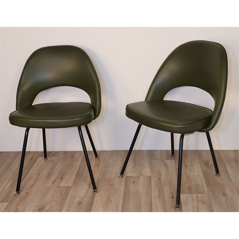 Pair of vintage chairs by Eero Saarinen for Knoll 1960s