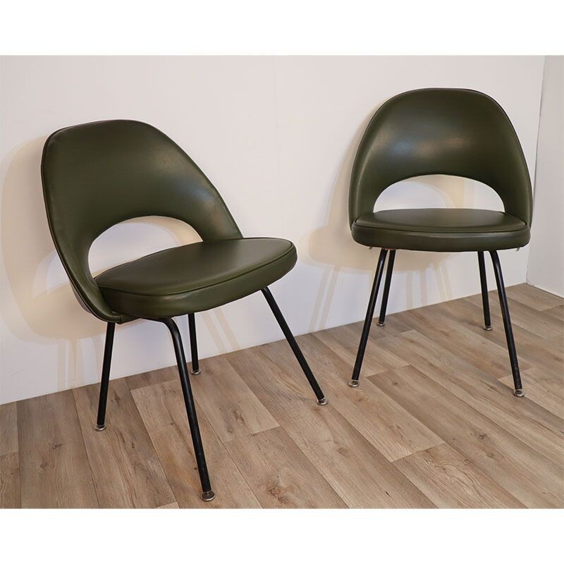 Pair of vintage chairs by Eero Saarinen for Knoll 1960s