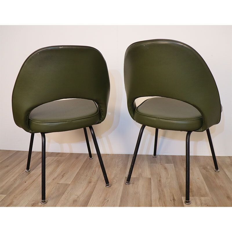 Pair of vintage chairs by Eero Saarinen for Knoll 1960s