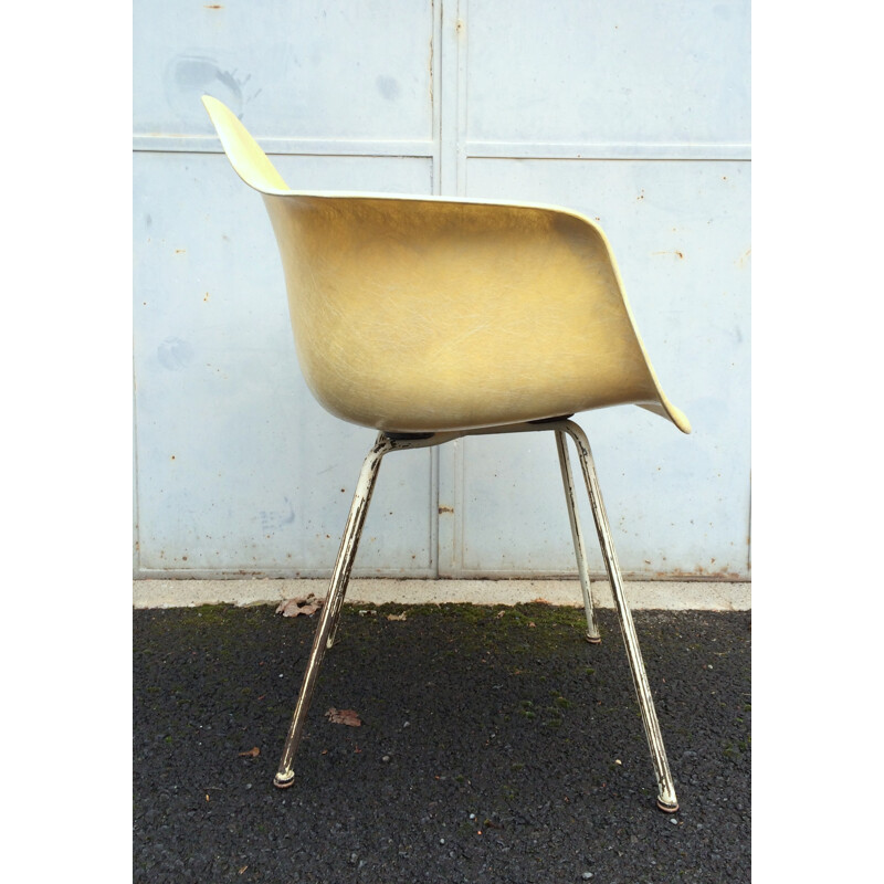 DAX Lemon Yellow armchair, Charles & Ray EAMES - 1950s