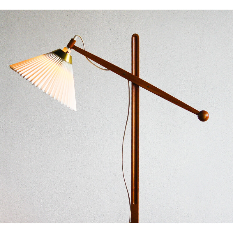 Le Klint "325" floorlamp, Vilhelm WOHLERT - 1950s