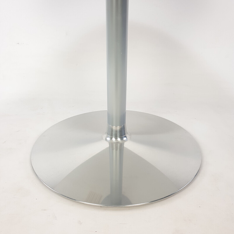 Vintage table round by Pierre Paulin for Artifort 1980s