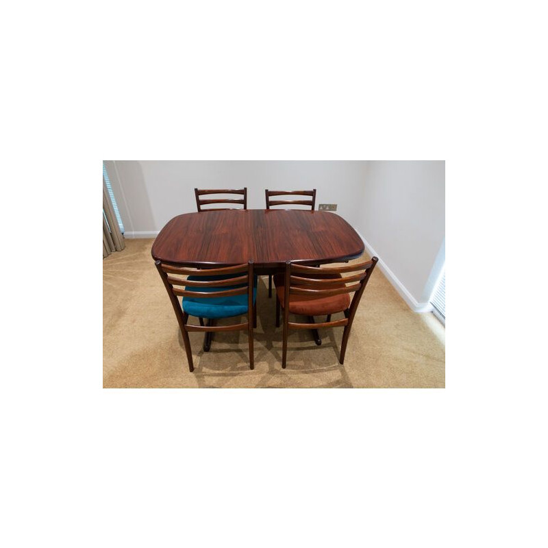 Ensemble de 4 chaises et table extensible vintage en palissandre par Skovby 1970