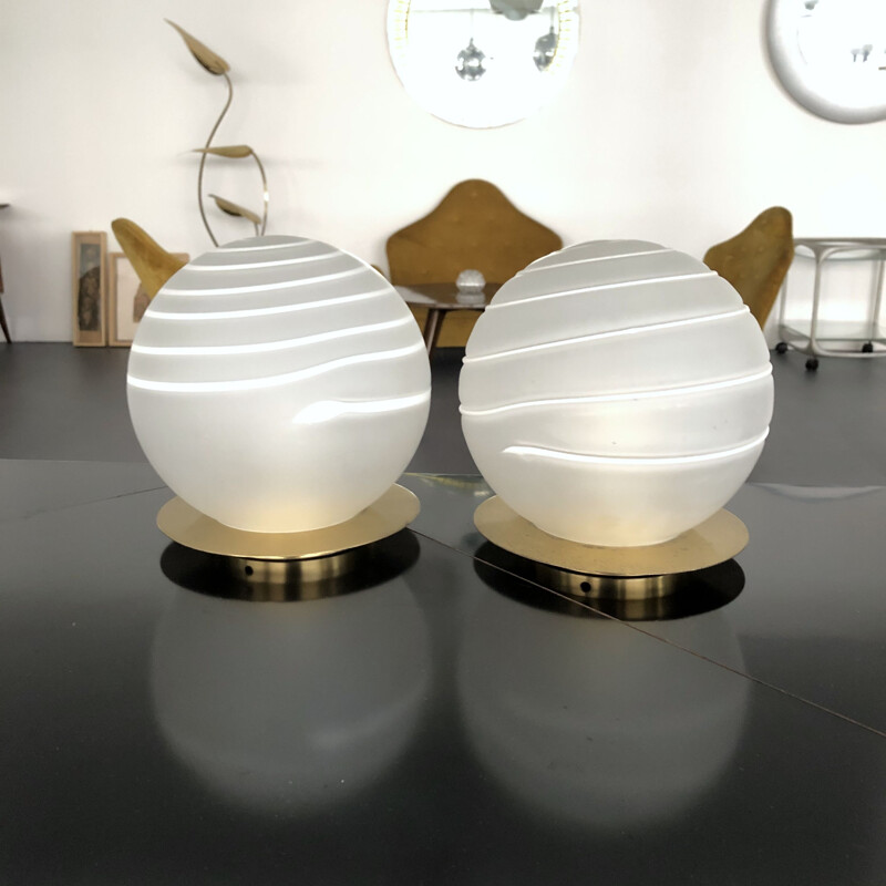 Coppia di lampade da tavolo vintage in ottone e vetro di Murano 1970