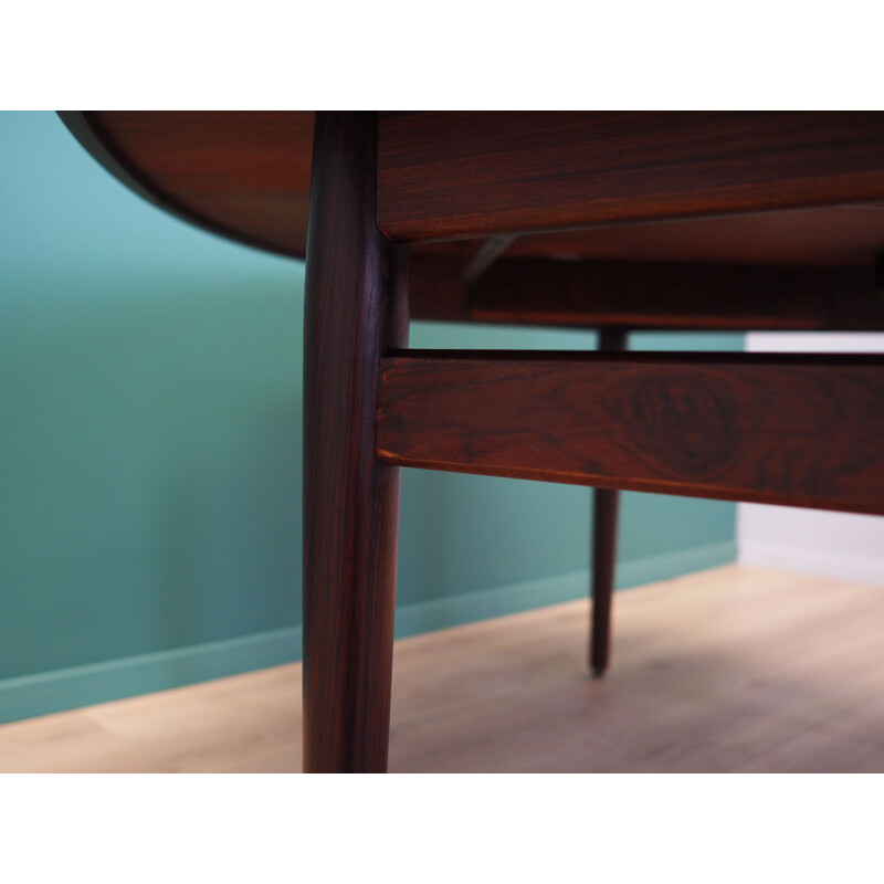 Ovaler Vintage-Tisch aus Palisanderholz von Arne Vodder Dänemark
