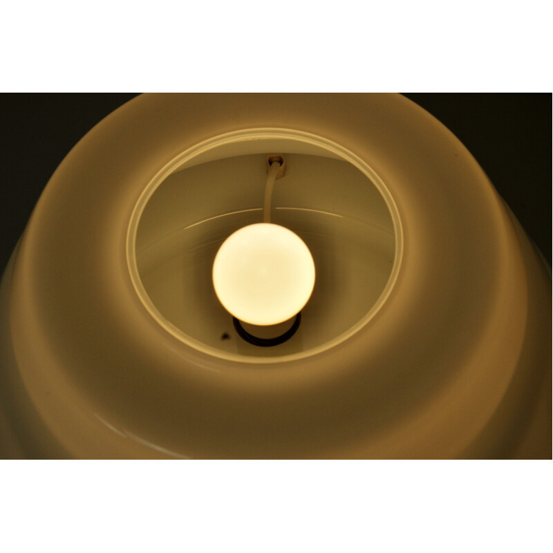 Lampe vintage blanc en verre Opalin