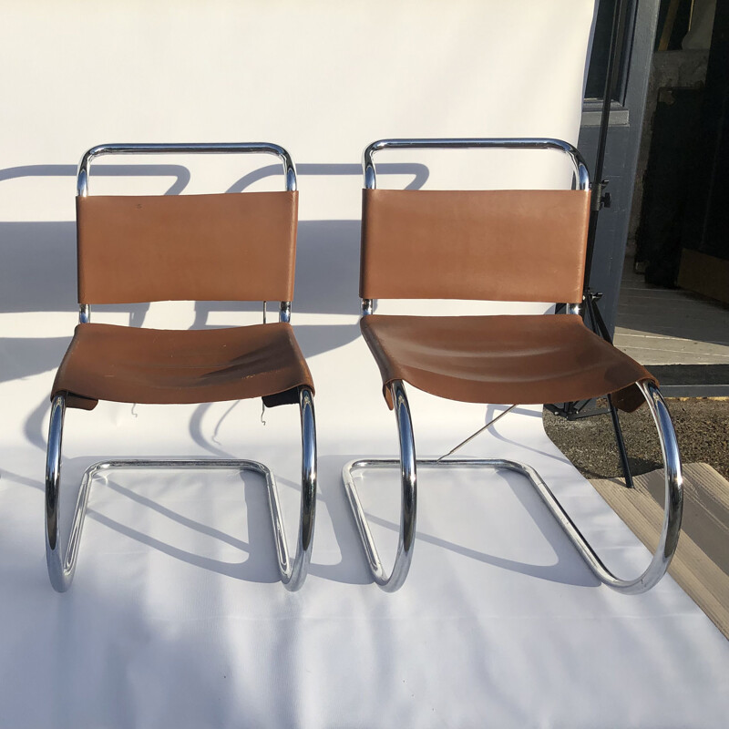 Paar Esszimmerstühle Ludwig Mies Van Der Rohe MR10 Aus Leder Und Chrom