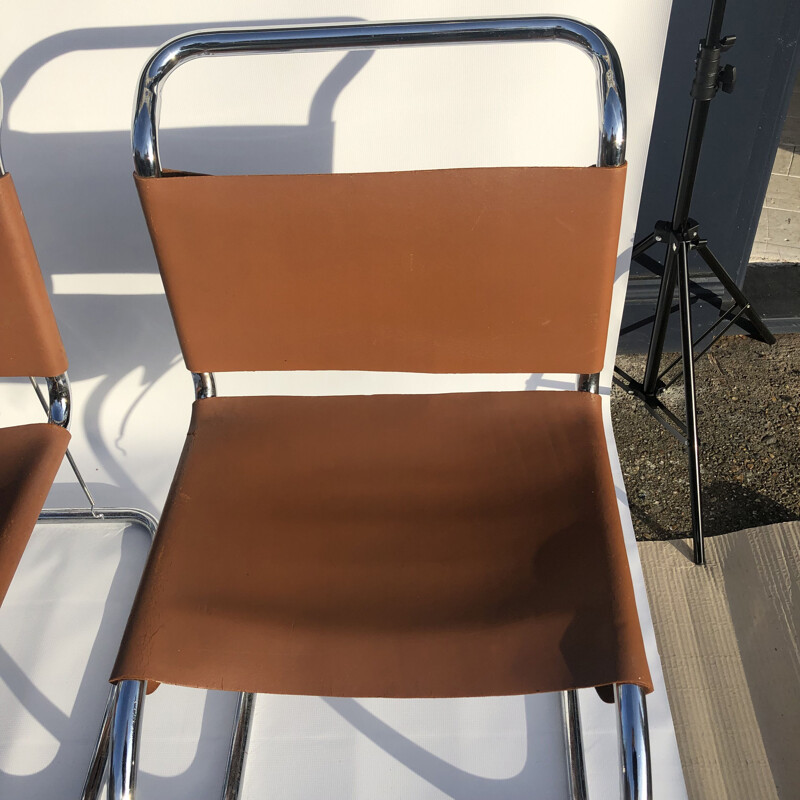 Coppia di sedie da pranzo MR10 di Ludwig Mies Van Der Rohe in pelle e cromo